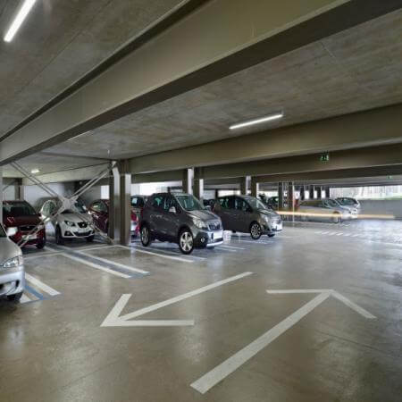 مراکز خرید شوینده سطوح پارکینگ ها
